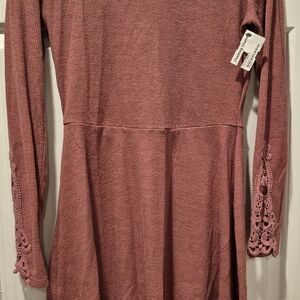 Charming Charlie Casual Dress in Dusty Rose